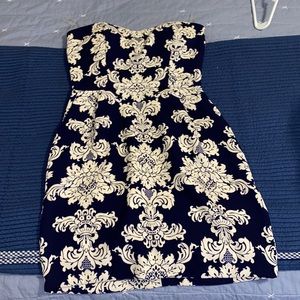 FRANCESCA’S STRAPLESS NAVY/WHITE FLORAL DRESS S